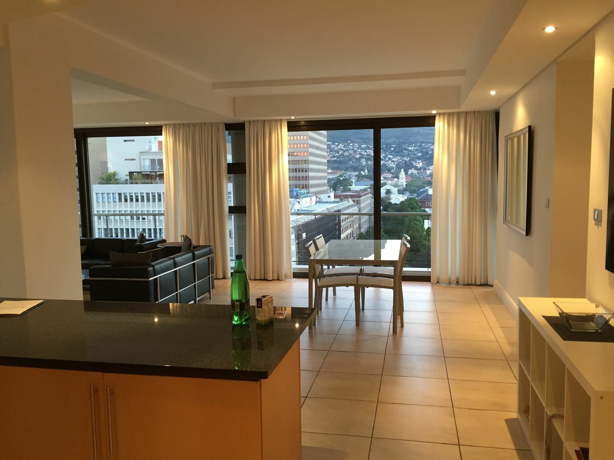 Avenue One Apartments Cape Town Luaran gambar